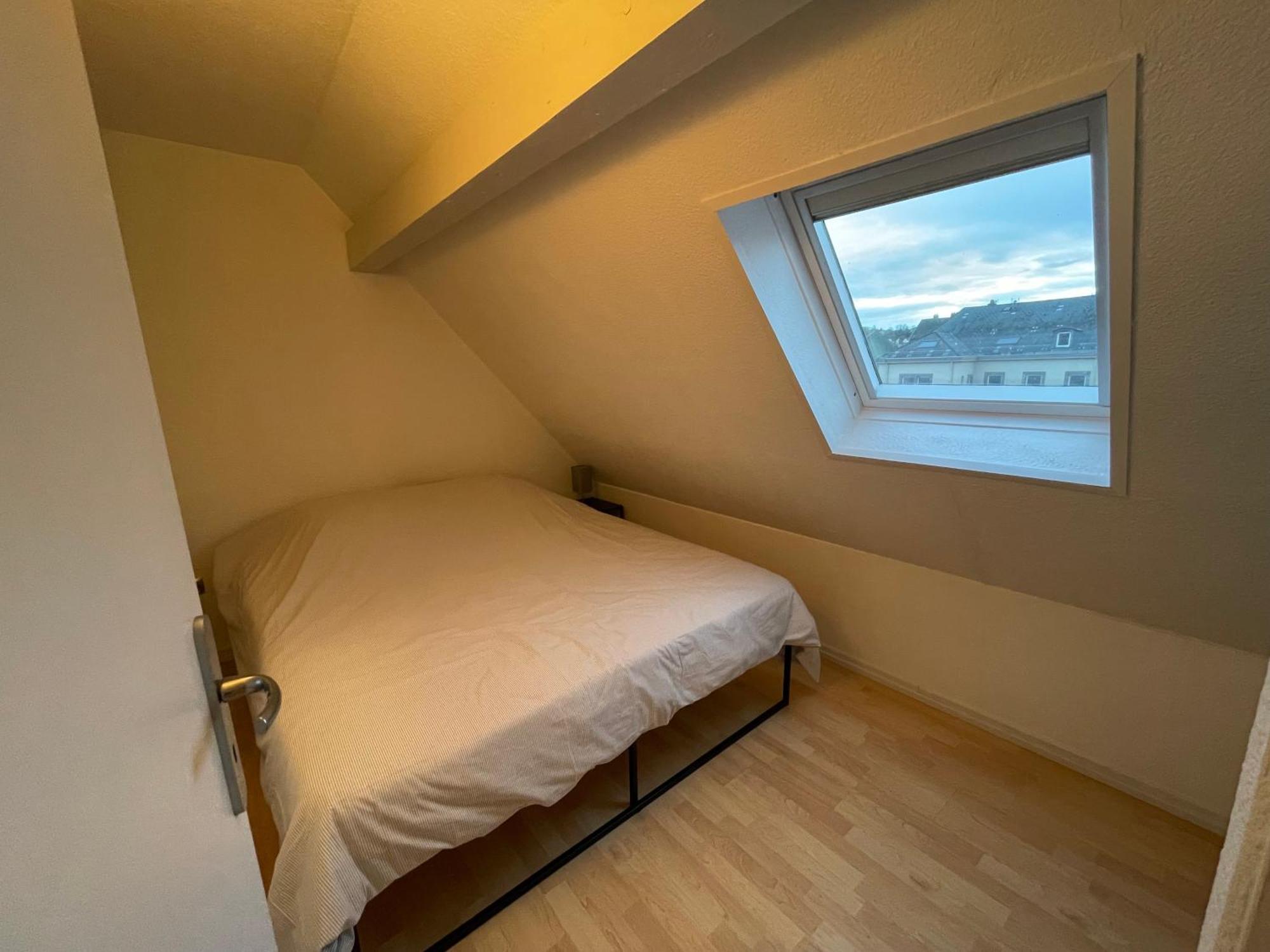 Fathala - Appartement Lumineux En Dernier Etage - Face A La Gare Routiere Саарбург Экстерьер фото